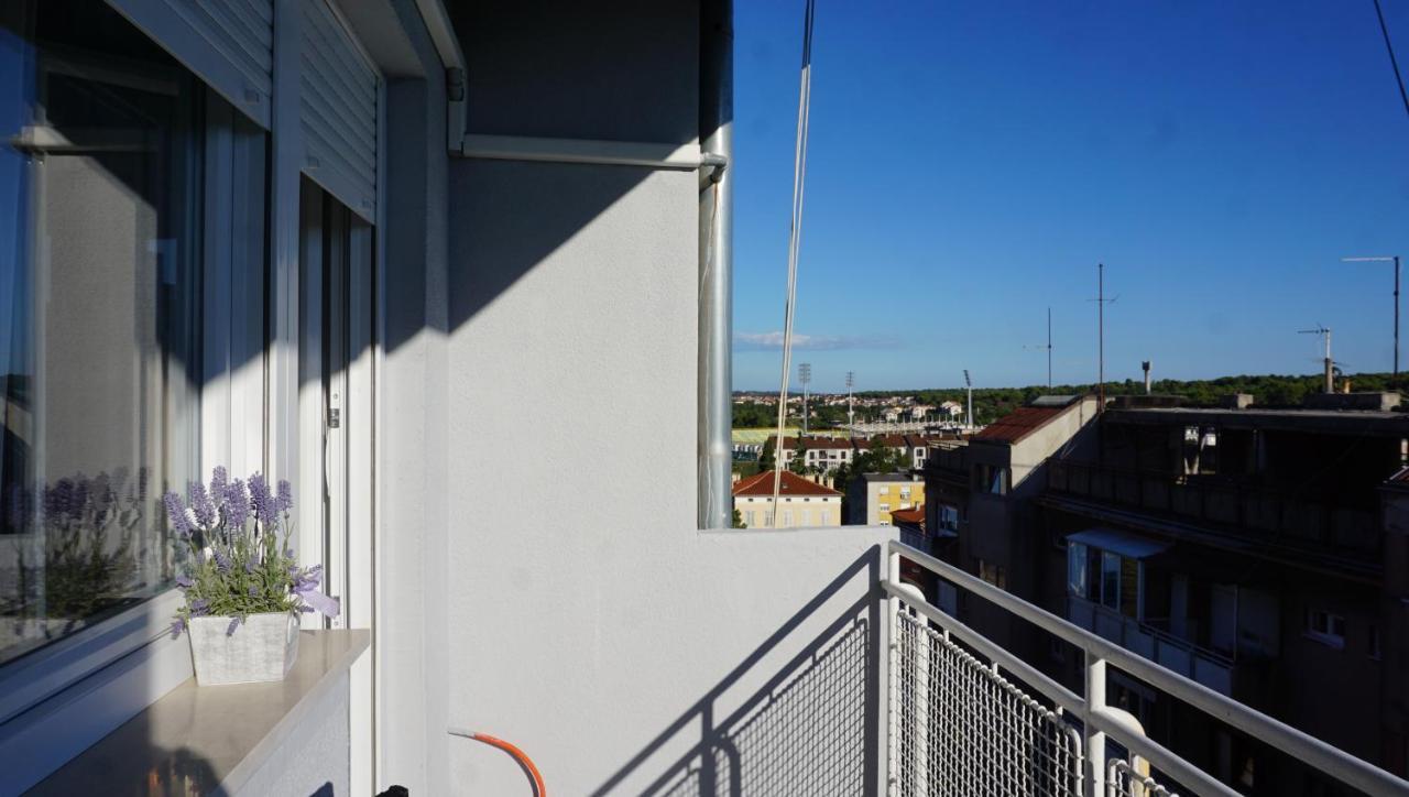 Apartman Luka Pula Exterior foto